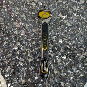 Gillette fusion Yellow & Black Handle